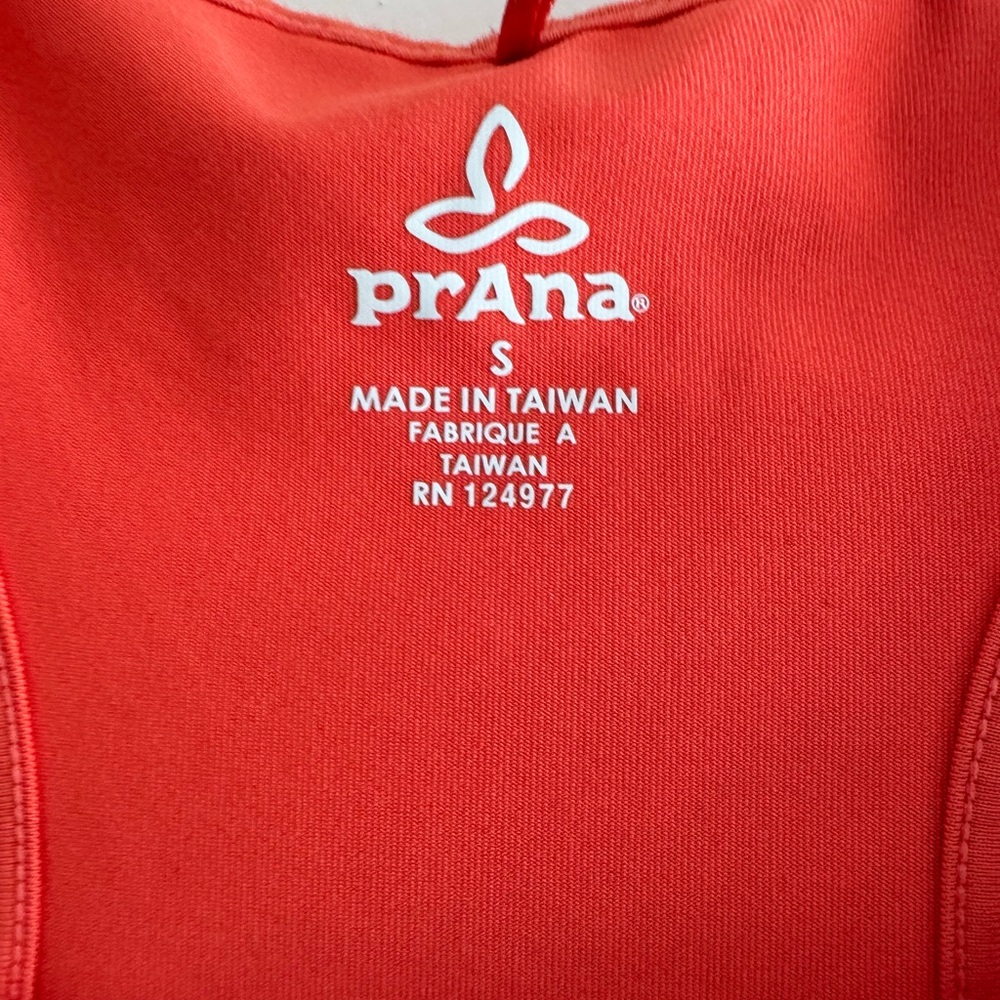 PrAna Workout Top - Picture 2 of 3